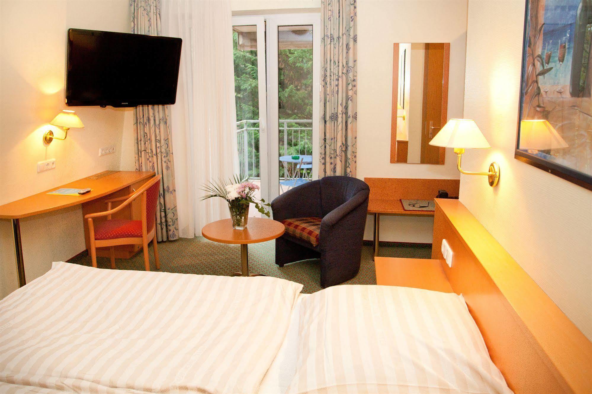 Hotel Gremersdorf - Zum Gruenen Jaeger Ngoại thất bức ảnh