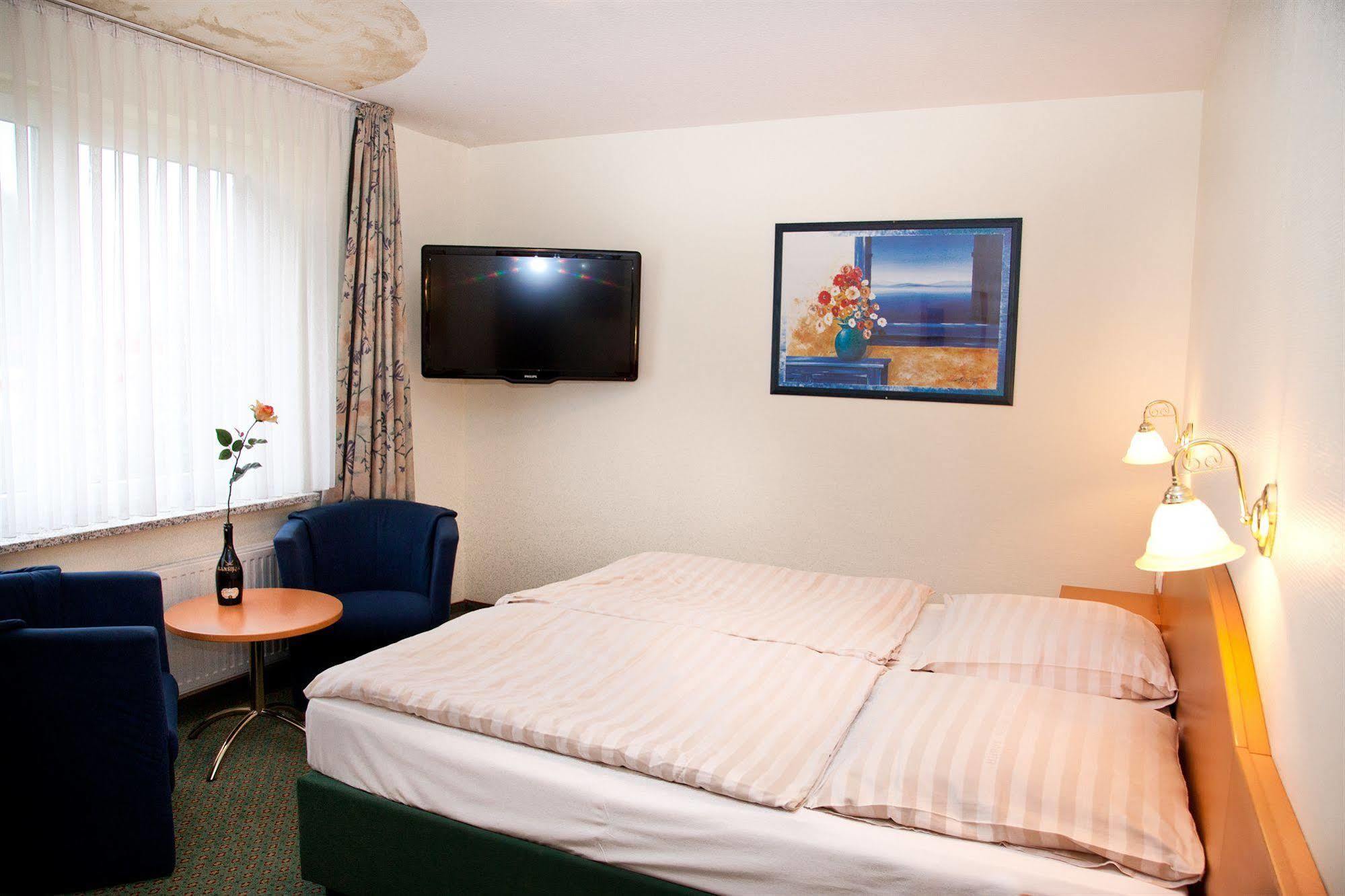 Hotel Gremersdorf - Zum Gruenen Jaeger Ngoại thất bức ảnh