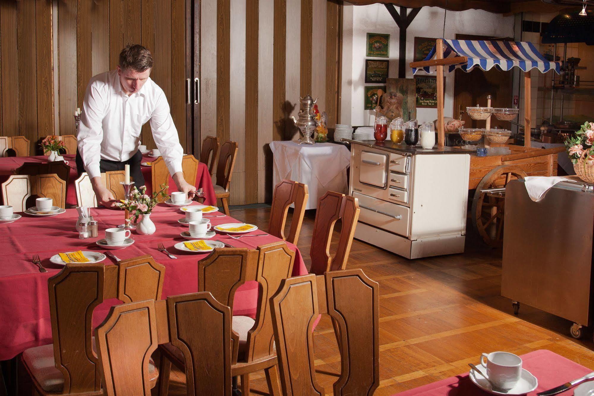 Hotel Gremersdorf - Zum Gruenen Jaeger Ngoại thất bức ảnh